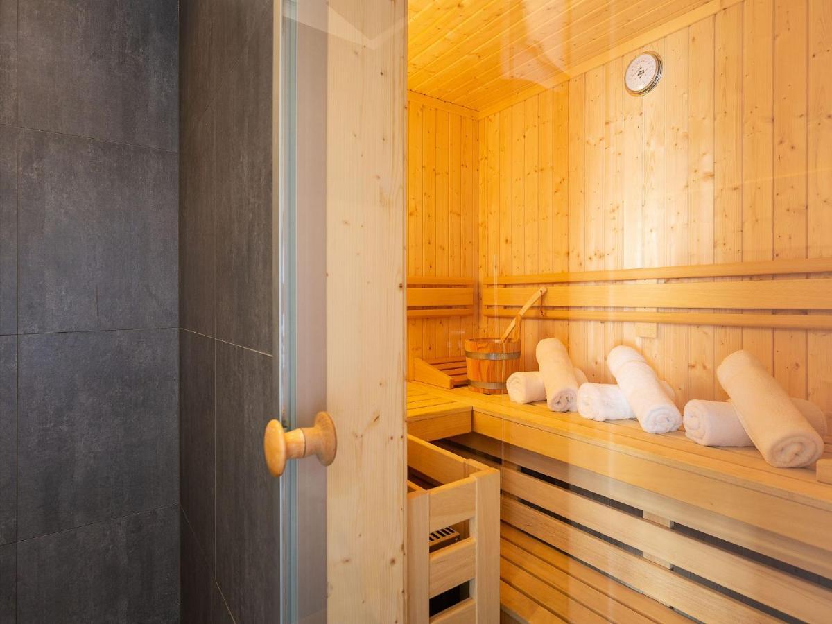 Reetland Am Meer - Premium Reetdachvilla Mit 3 Schlafzimmern, Sauna Und Kamin E24 Dranske Ngoại thất bức ảnh